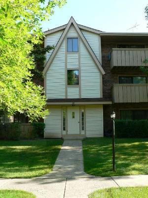 13 Cedar Ct. #5, Vernon Hills, IL 60061