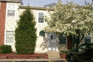 1301 Wyndham Dr. #104, Palatine, IL 60074