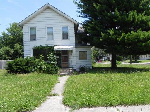 1126 8th St., Rockford, IL 61104