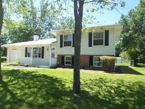 5S478 Glenoban Dr., Naperville, IL 60563