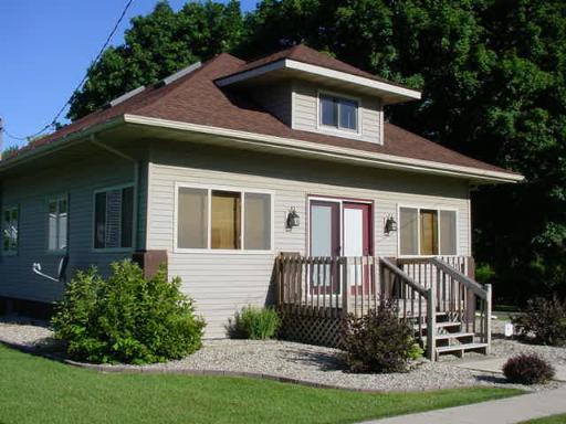 505 S Park St., Sheffield, IL 61361