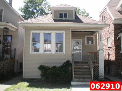 6546 S Oakley Ave., Chicago, IL 60636