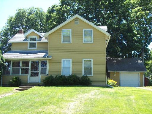 107 W Walnut St., Walnut, IL 61376