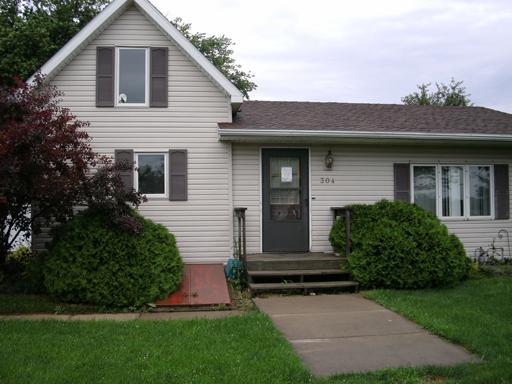 304 Queen St., Malden, IL 61337