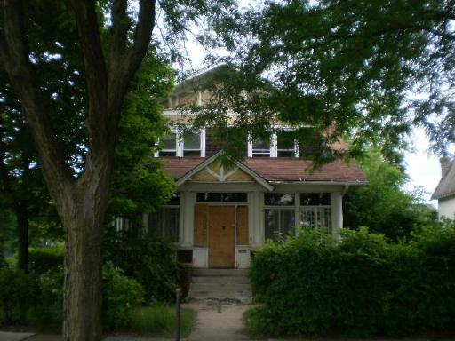 7601 S Bennett Ave., Chicago, IL 60649