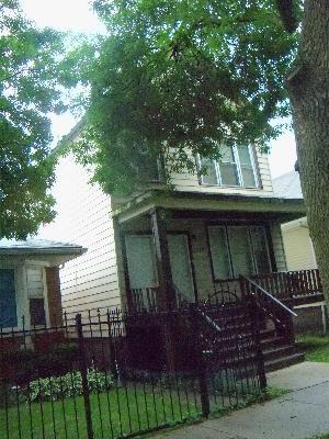 8637 S Burnham Ave., Chicago, IL 60617