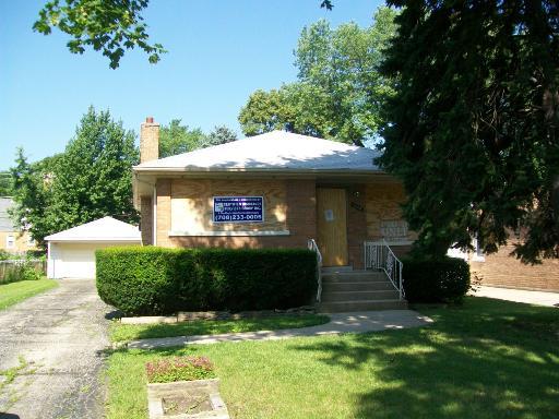 1444 S Spencer Ave., Berkeley, IL 60163