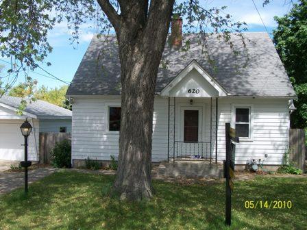 620 Brown St., Woodstock, IL 60098