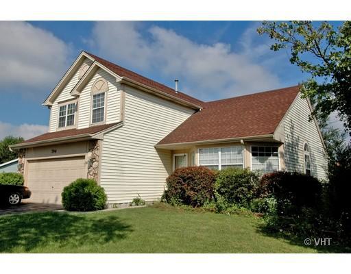 796 Thoreau, Elgin, IL 60120