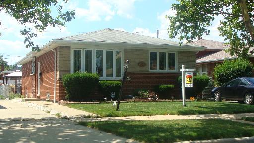 7530 S Trumbull Ave., Chicago, IL 60652