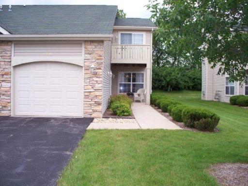 7658 Creek Bend, Rockford, IL 61114