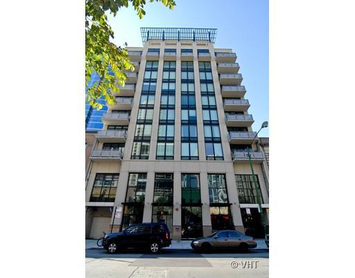 744 N Clark St. #402, Chicago, IL 60654