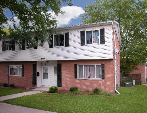 1364 Monomoy St. #F, Aurora, IL 60506