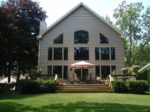 2114 Colby Dr., Mchenry, IL 60050