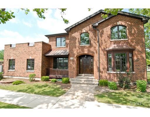 8148 N Hamlin Ave., Skokie, IL 60076