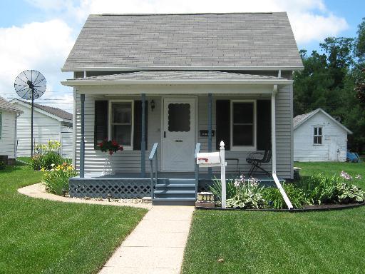 212 N Chestnut St., Princeton, IL 61356
