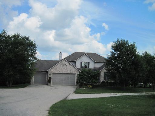 27170 Five Points Rd., Sycamore, IL 60178