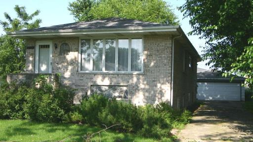 10529 81st Ct., Palos Hills, IL 60465