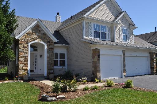 502 Fairfax Ln., Grayslake, IL 60030