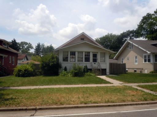1222 Center St., Des Plaines, IL 60018
