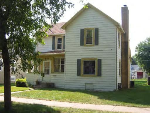 953 S 5th Ave., Kankakee, IL 60901