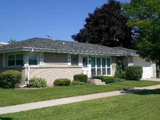 7202 W Conrad St., Niles, IL 60714