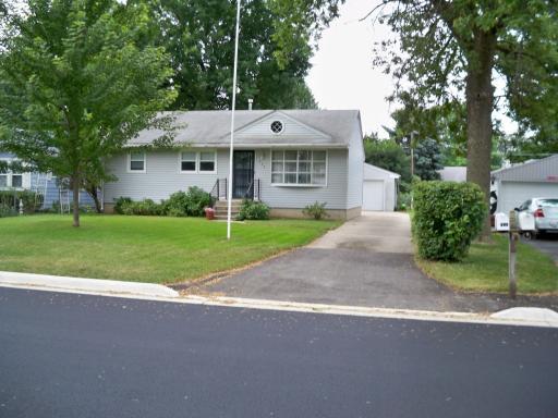 809 Evans Ave., Machesney Park, IL 61115