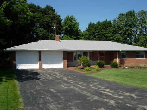 57 Grant St., Oswego, IL 60543