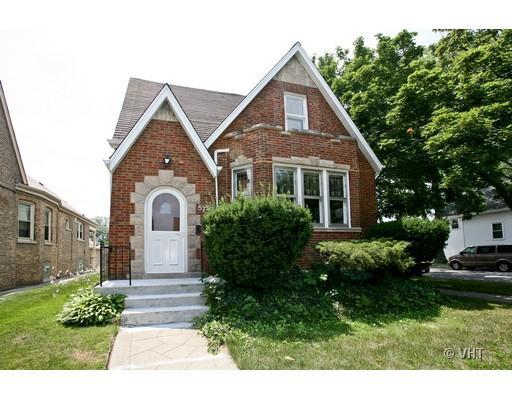 5757 W Cornelia Ave., Chicago, IL 60634