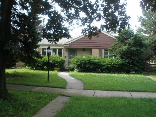 4951 Fitch Ave., Skokie, IL 60077