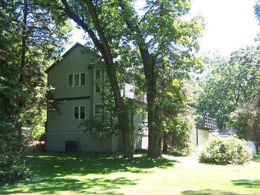 4401 Giant Oak Dr., Mchenry, IL 60050