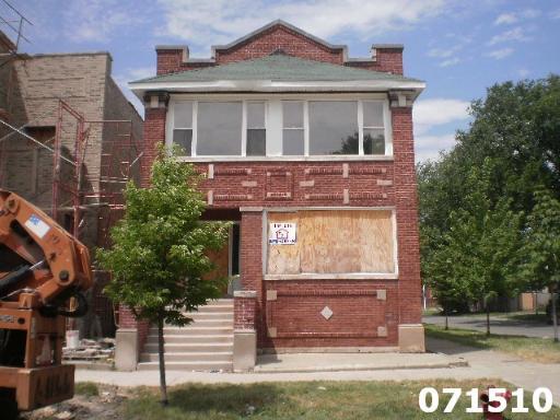 6200 S Maplewood Ave., Chicago, IL 60629
