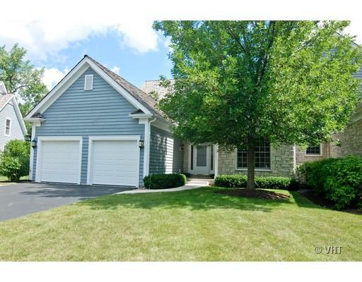 584 Wharton Dr., Lake Forest, IL 60045