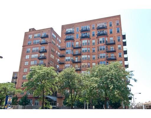 500 S Clinton St. #527, Chicago, IL 60607