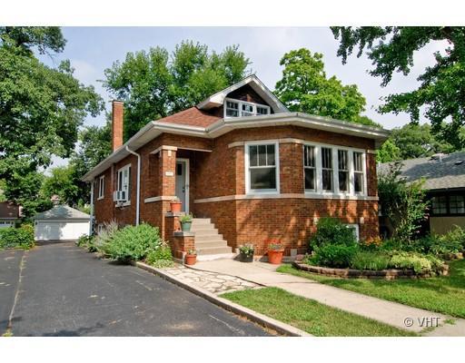 132 Barrypoint Rd., Riverside, IL 60546
