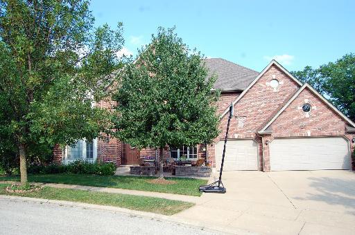 13023 Ravine Dr., Lemont, IL 60439