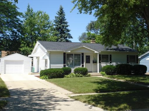 2407 24th St., Rockford, IL 61108