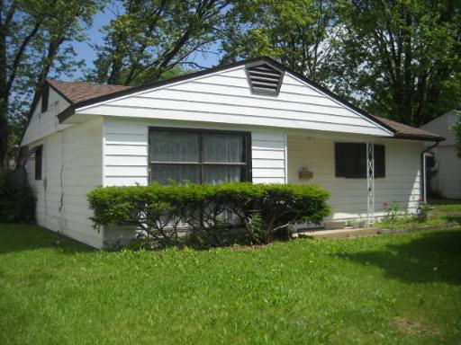 104 Hazard Rd., Carpentersville, IL 60110