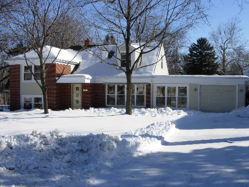 835 Western Ave., Northbrook, IL 60062