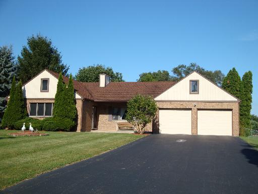 2394 Lundgren Rd., Rockford, IL 61108
