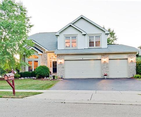 2 White Chapel Ct., Algonquin, IL 60102