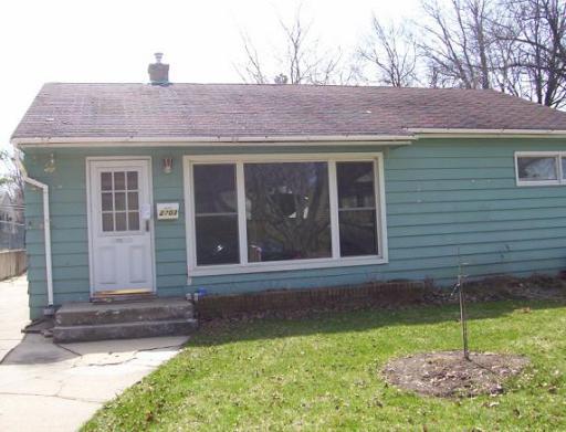 2703 Buckingham Dr., Rockford, IL 61107
