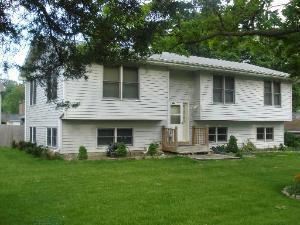 24601 Lake Shore Dr., Round Lake, IL 60073