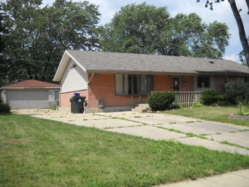 680 Illinois Blvd., Hoffman Estates, IL 60169