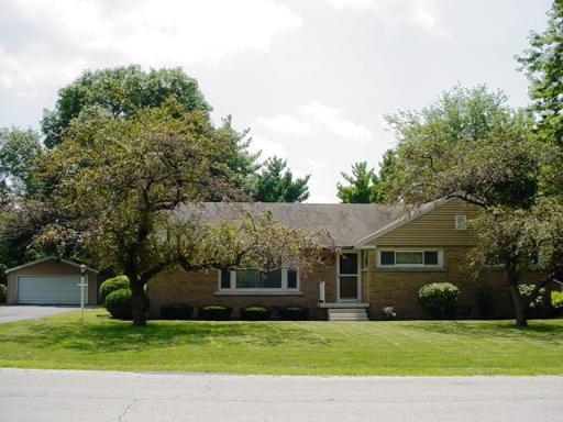 542 Orchard Ln., Beecher, IL 60401