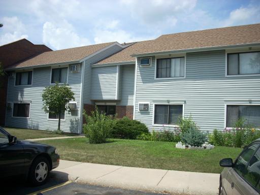 300 Bayside Dr. #1, Palatine, IL 60074