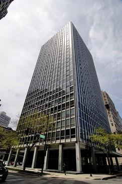 2400 N Lakeview #414, Chicago, IL 60614