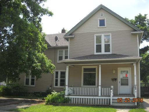 140 North St., Woodstock, IL 60098