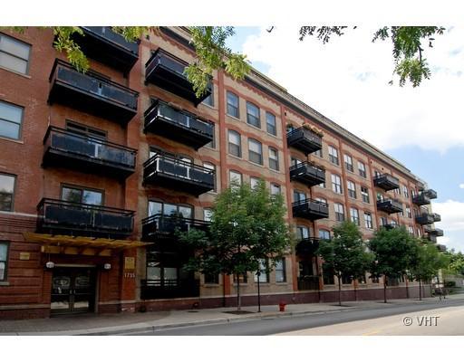 1735 W Diversey Ave. #406, Chicago, IL 60614