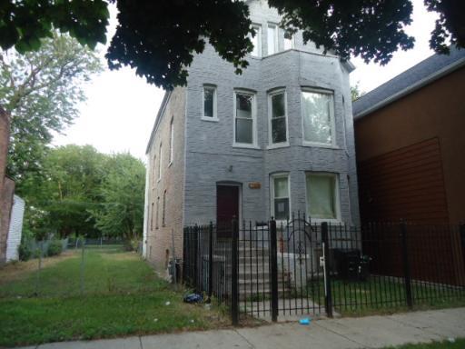 8109 S Muskegon Ave., Chicago, IL 60617